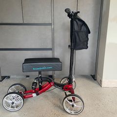 KneeScoot Quad 4 - Knee Walker