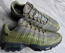 Nike Air Max 95 Ultra Size 7 DR0295-200
