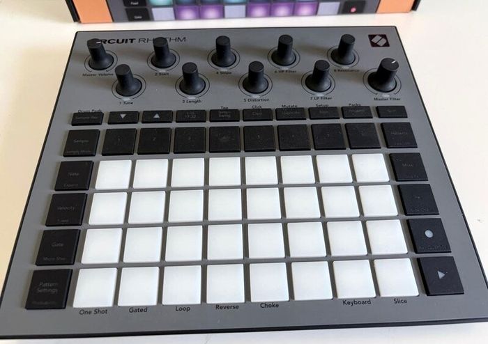 Novation Circuit Ryythm