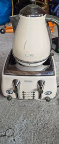 Toaster and kettle