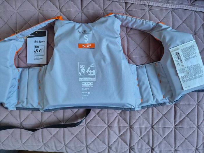 brand new 50N+ buoyancy aid blue/orange