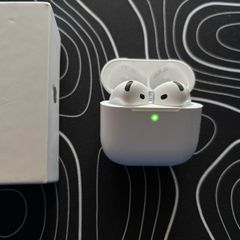 AirPods gen 4