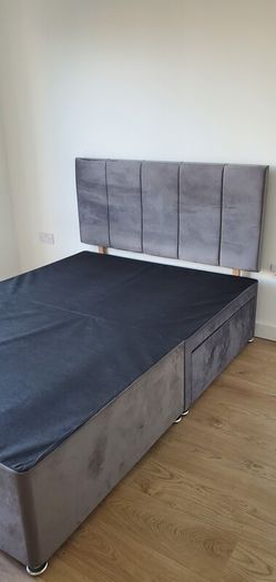 Double divan bed with 2 drawers