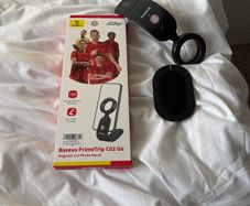 Baseus FC Bayern Munchen magnetic car phone mount