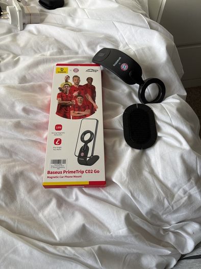Baseus FC Bayern Munchen magnetic car phone mount