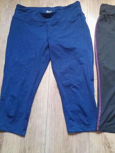 ladies cropped workout bottoms size 12