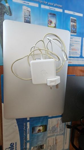 Mac Book