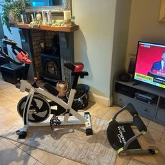 Exercise bike and abs trainer