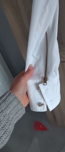 White shirt with buttons and zip fits 6 I small 10