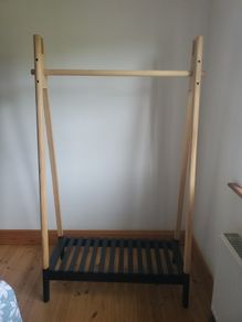 JENNET Clothes rail w/shoe shelf