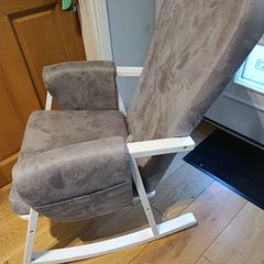 rocking feeding chair