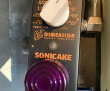 Sonicake dimension multi modulation pedal