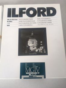 Ilford Photo Paper 8x10 inch MGIV RC Deluxe MGD.44M 100 Sheets Unopened