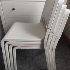 4 kitchen chairs