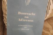 Bunreach Na Heireann. Constitution Of Ireland. Paperback In Good Condition.