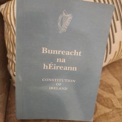 Bunreach Na Heireann. Constitution Of Ireland. Paperback In Good Condition.