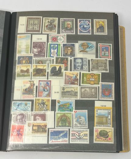Collection: Austria (Osterreich) Stamps both mint an commemorative stamps on 45 pages