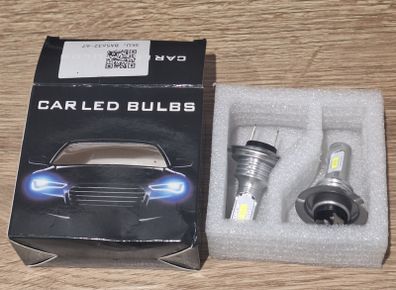H7 LED headlight bulbs