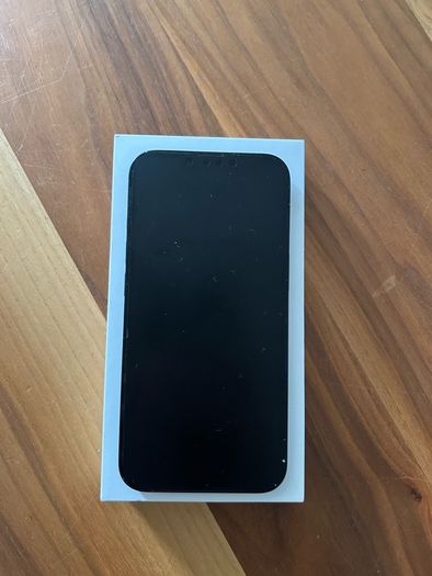 iPhone 13 - 256GB