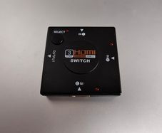 HDMI switch