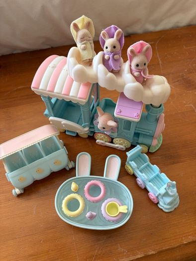 Sylvanian Families Bundle - Floating Cloud Rainbow Train & Milk Rabbit Triplets