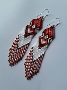 The Terracotta earrings, handwoven