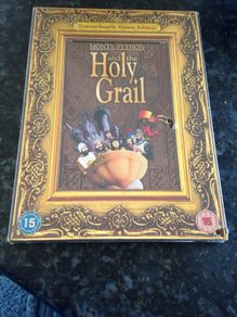 Monty Python And The Holy Grail Extraordinarily Deluxe Edition Genuine  2 Dvd