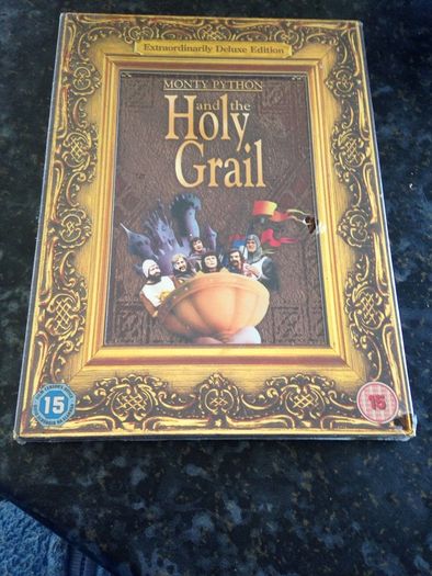 Monty Python And The Holy Grail Extraordinarily Deluxe Edition Genuine  2 Dvd