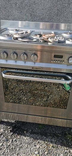 Gas cooker