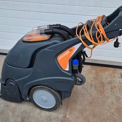 Taski Procarpet 30 carpet extractor