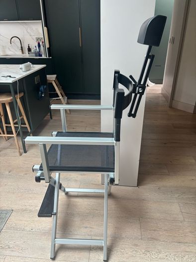 makeup chair