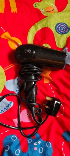 Boots travel hairdryer