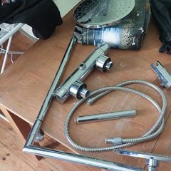 Thermostatic shower mixer