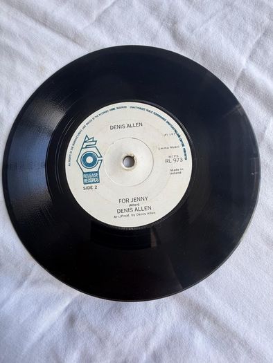 Curated Job Lot of 54 Vintage 7" Vinyl Records - ALL Pressed in Ireland (John Lennon, Pink Floyd, The Kinks)