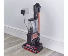 Shark Stratos Hoover IZ400UK