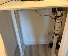Sit stand desk