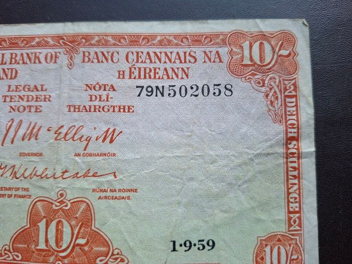 Central Bank of Ireland. Lady Lavery 10 shillings (1959)#3