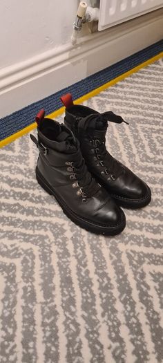Leather Collection size 6