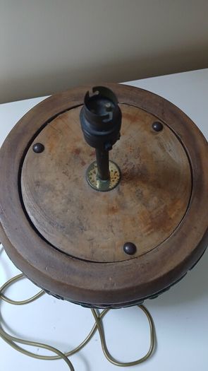 Lamp base