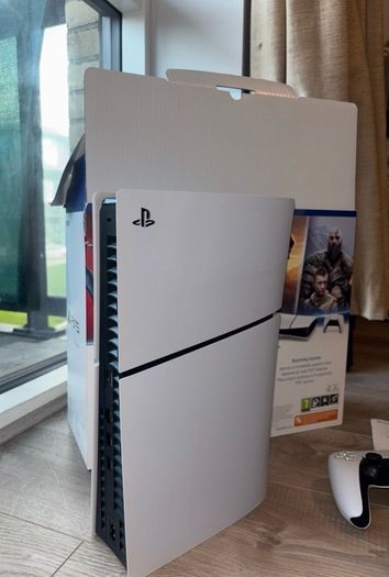 PlayStation 5 Slim line disk 1tb