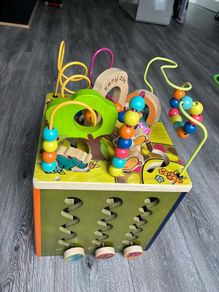 kids playing block