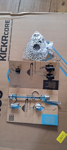 Wahoo KICKR CORE 2 like new 40km