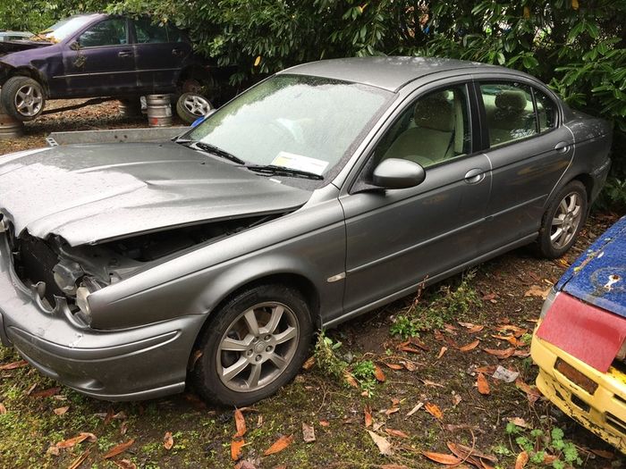 Jaguar X-Type 2.0 Diesel for parts