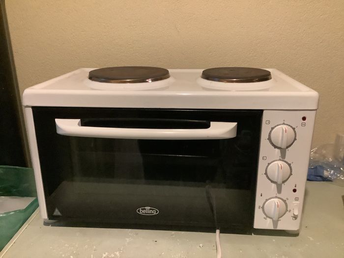 Belling mini cooker with twin hobs