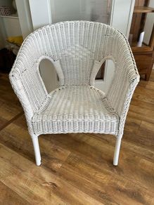 Wicker chair