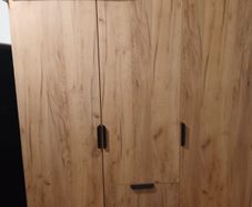 3 door wardrobe