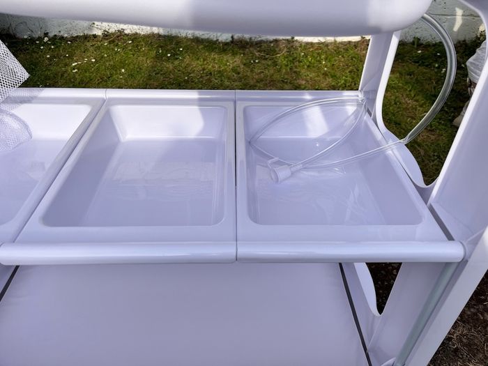Baby changing table, with bath.