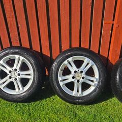 w211 16inch alloys with tyres