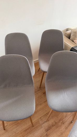 4 Semi-New Dining Chairs for Sale