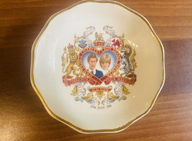 Royal Wedding Commemoration Dish